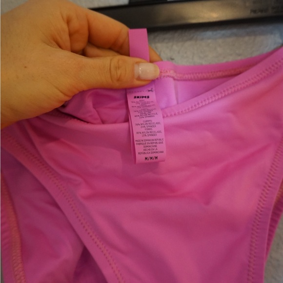 SKIMS SIGNATURE SWIM MID COVERAGE BOTTOMS - Picture 3 of 3